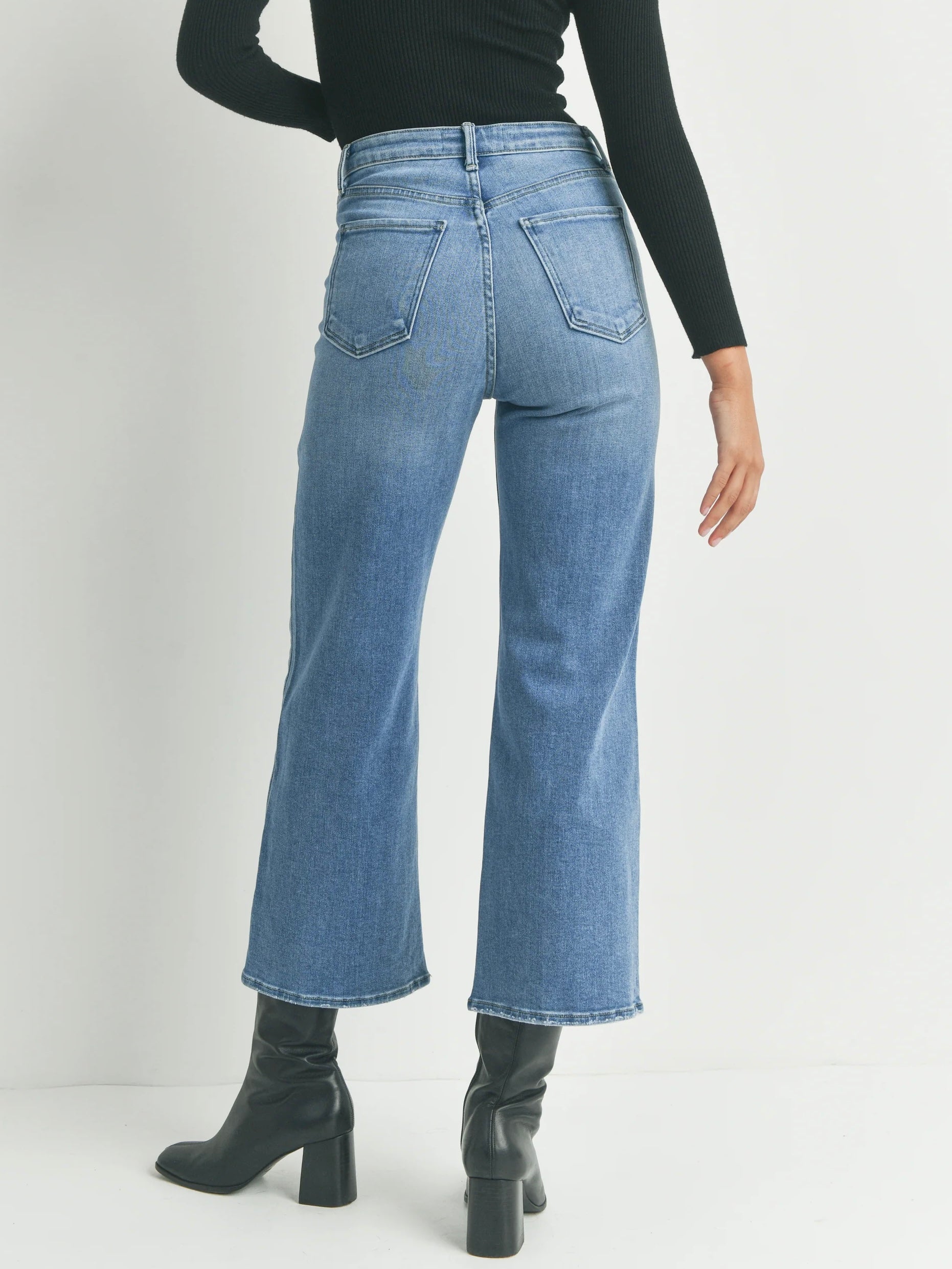 Patch Pocket Wide Leg Denim - Medium